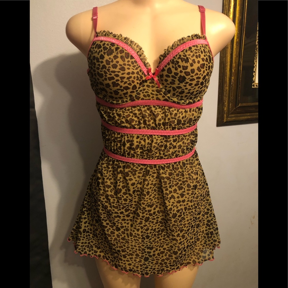 Native Intimates 36c Large cheetah print animal pink chemise night gown sexy